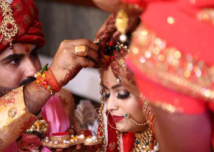 Explain the role of arranged marriages in Indian culture
