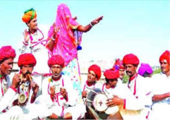 भारतीय संस्कृति में लोकगीतों का महत्व क्या है?
