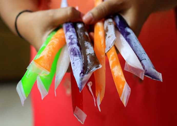 Memories Of Childhood in hindi