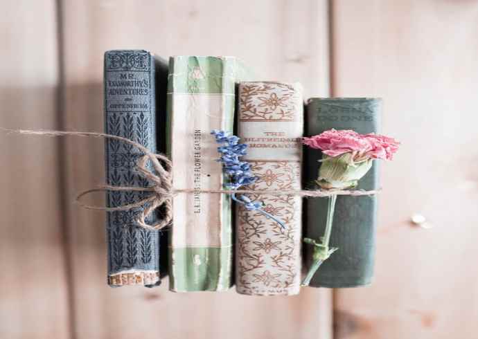 Book Review: Everything I Never Told You by Ajay K Pandey.