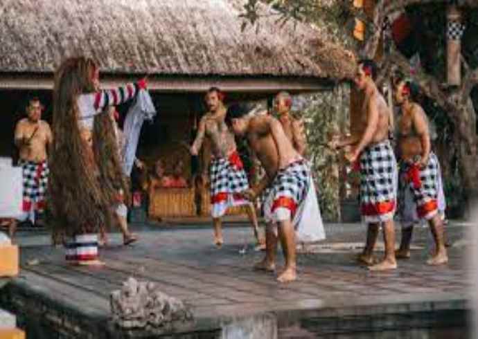 भारतीय संस्कृति में विभिन्न लोकनृत्य के बारे में जानकारी दें।