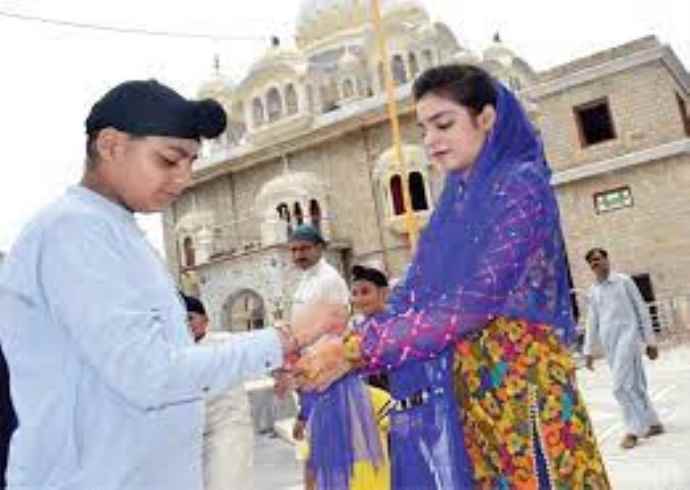 How do Punjabis celebrate the festival of Raksha Bandhan