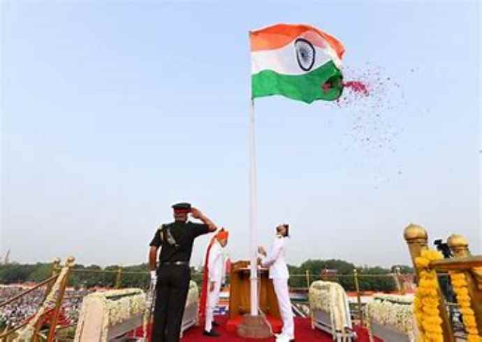 Republic Day Flag Hoisting Vs Independence Day, 26 January And 15 Augu
